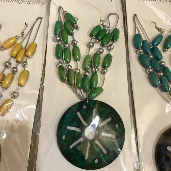 3/$20 Coconut Wood Necklace and Earring Set - Picture 5 of 8